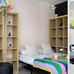 Apartman Charming With Balcony In By Renters