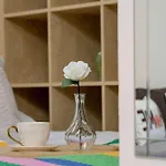 Charming With Balcony In By Renters *