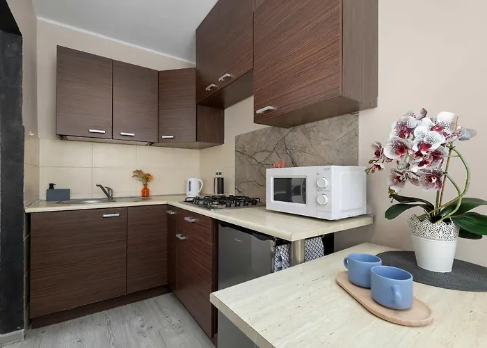 Apartmán Charming With Balcony In By Renters Katovice